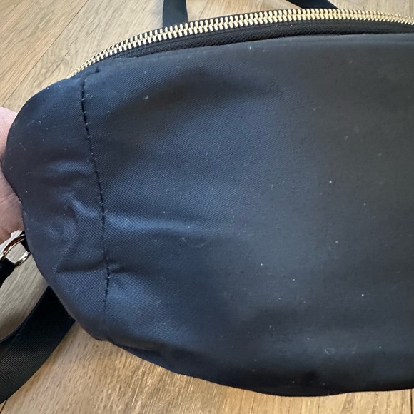 Lululemon Black 5L All night festival crossbody bag - Picture 5 of 8